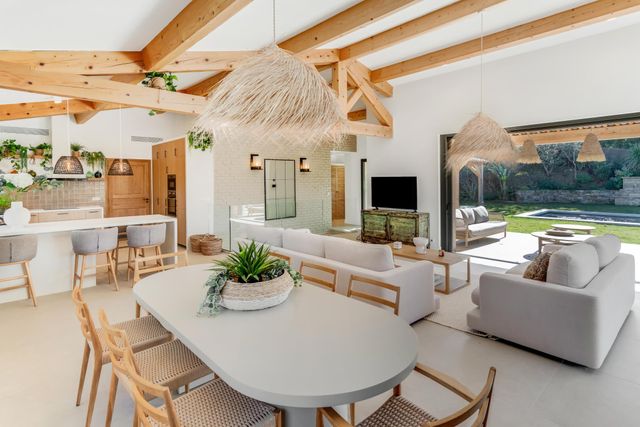 maison à vendre - 7 pièces - 186.0 m2 - LA CROIX VALMER - 83 - PROVENCE-ALPES-COTE-D-AZUR - Century 21 Bianchi Transactions