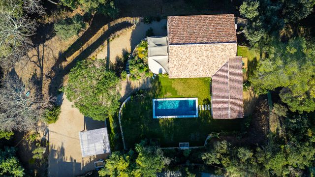 maison à vendre - 7 pièces - 186.0 m2 - LA CROIX VALMER - 83 - PROVENCE-ALPES-COTE-D-AZUR - Century 21 Bianchi Transactions