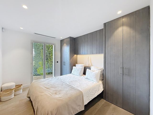 maison à vendre - 5 pièces - 110.0 m2 - CAVALAIRE SUR MER - 83 - PROVENCE-ALPES-COTE-D-AZUR - Century 21 Bianchi Transactions