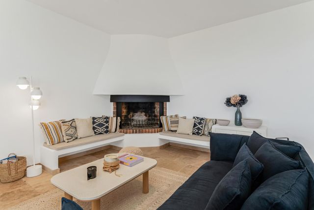 maison à vendre - 7 pièces - 150.0 m2 - CAVALAIRE SUR MER - 83 - PROVENCE-ALPES-COTE-D-AZUR - Century 21 Bianchi Transactions