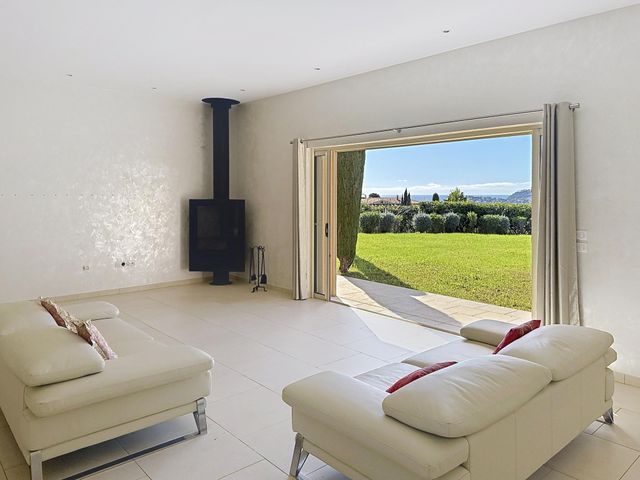 maison à vendre - 8 pièces - 300.0 m2 - CAVALAIRE SUR MER - 83 - PROVENCE-ALPES-COTE-D-AZUR - Century 21 Bianchi Transactions