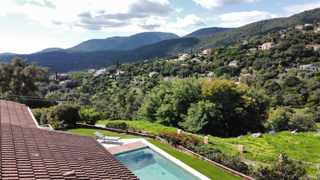 maison à vendre - 4 pièces - 90.5 m2 - LA CROIX VALMER - 83 - PROVENCE-ALPES-COTE-D-AZUR - Century 21 Bianchi Transactions