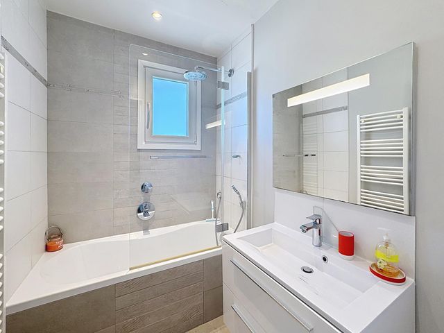 maison à vendre - 4 pièces - 90.5 m2 - LA CROIX VALMER - 83 - PROVENCE-ALPES-COTE-D-AZUR - Century 21 Bianchi Transactions