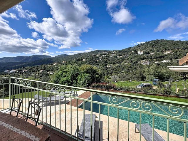 Maison à vendre LA CROIX VALMER