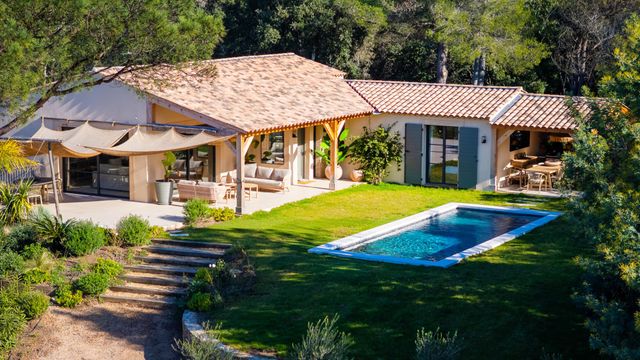 maison à vendre - 7 pièces - 186.0 m2 - GASSIN - 83 - PROVENCE-ALPES-COTE-D-AZUR - Century 21 Bianchi Transactions