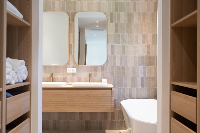 maison à vendre - 7 pièces - 186.0 m2 - GASSIN - 83 - PROVENCE-ALPES-COTE-D-AZUR - Century 21 Bianchi Transactions