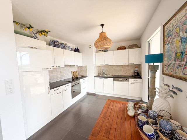 maison à vendre - 5 pièces - 140.0 m2 - CAVALAIRE SUR MER - 83 - PROVENCE-ALPES-COTE-D-AZUR - Century 21 Bianchi Transactions