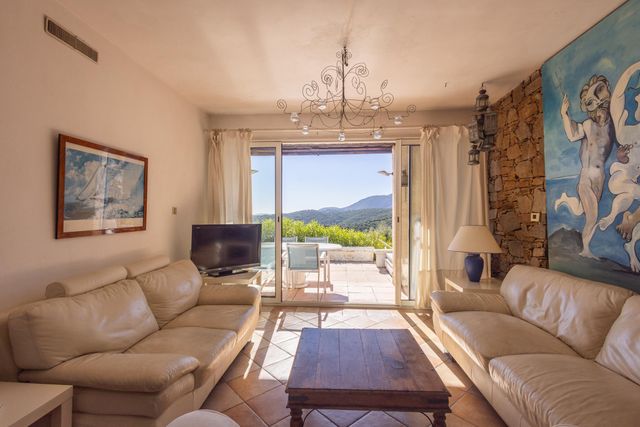 maison à vendre - 6 pièces - 113.0 m2 - LA CROIX VALMER - 83 - PROVENCE-ALPES-COTE-D-AZUR - Century 21 Bianchi Transactions