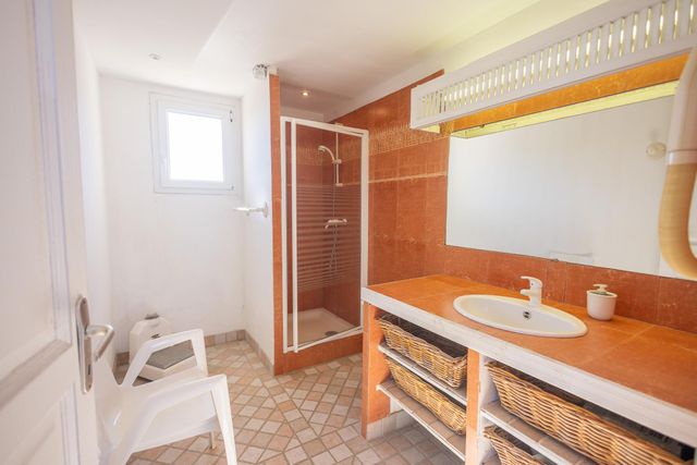 maison à vendre - 6 pièces - 113.0 m2 - LA CROIX VALMER - 83 - PROVENCE-ALPES-COTE-D-AZUR - Century 21 Bianchi Transactions