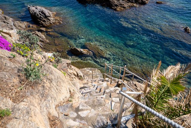 maison à vendre - 6 pièces - 160.0 m2 - CAVALAIRE SUR MER - 83 - PROVENCE-ALPES-COTE-D-AZUR - Century 21 Bianchi Transactions