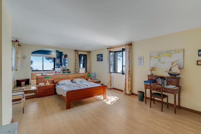 maison à vendre - 6 pièces - 160.0 m2 - CAVALAIRE SUR MER - 83 - PROVENCE-ALPES-COTE-D-AZUR - Century 21 Bianchi Transactions