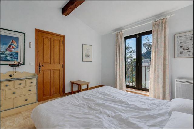 maison à vendre - 6 pièces - 160.0 m2 - CAVALAIRE SUR MER - 83 - PROVENCE-ALPES-COTE-D-AZUR - Century 21 Bianchi Transactions