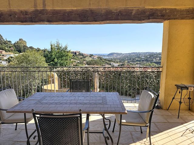 maison à vendre - 6 pièces - 133.0 m2 - CAVALAIRE SUR MER - 83 - PROVENCE-ALPES-COTE-D-AZUR - Century 21 Bianchi Transactions