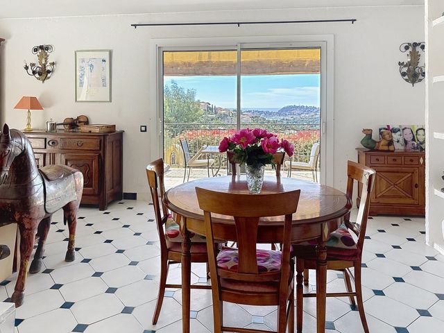 maison à vendre - 6 pièces - 133.0 m2 - CAVALAIRE SUR MER - 83 - PROVENCE-ALPES-COTE-D-AZUR - Century 21 Bianchi Transactions