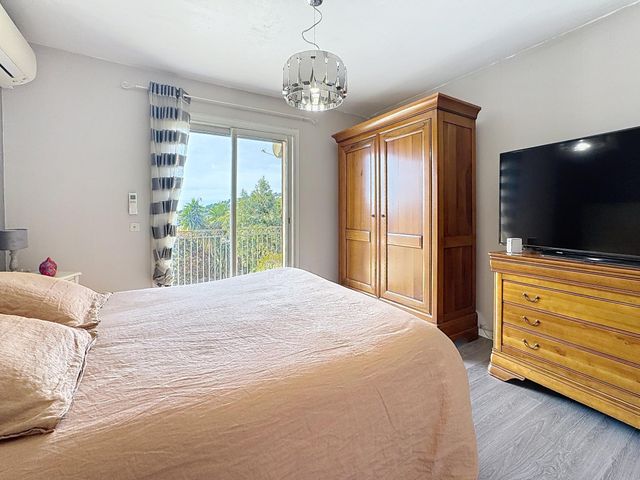 maison à vendre - 6 pièces - 133.0 m2 - CAVALAIRE SUR MER - 83 - PROVENCE-ALPES-COTE-D-AZUR - Century 21 Bianchi Transactions