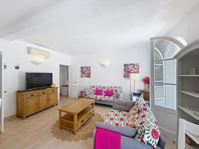 maison à vendre - 20 pièces - 360.0 m2 - LA CROIX VALMER - 83 - PROVENCE-ALPES-COTE-D-AZUR - Century 21 Bianchi Transactions