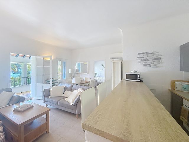 maison à vendre - 20 pièces - 360.0 m2 - LA CROIX VALMER - 83 - PROVENCE-ALPES-COTE-D-AZUR - Century 21 Bianchi Transactions