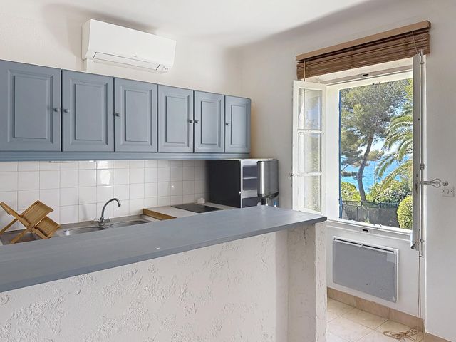 maison à vendre - 20 pièces - 360.0 m2 - LA CROIX VALMER - 83 - PROVENCE-ALPES-COTE-D-AZUR - Century 21 Bianchi Transactions