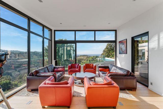 maison à vendre - 10 pièces - 330.0 m2 - LA CROIX VALMER - 83 - PROVENCE-ALPES-COTE-D-AZUR - Century 21 Bianchi Transactions