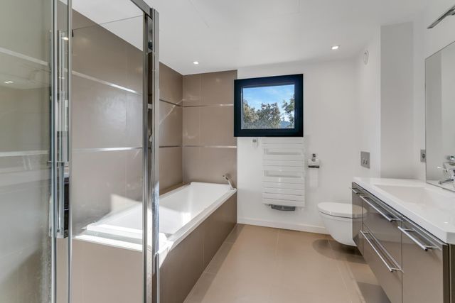 maison à vendre - 10 pièces - 330.0 m2 - LA CROIX VALMER - 83 - PROVENCE-ALPES-COTE-D-AZUR - Century 21 Bianchi Transactions