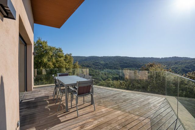 maison à vendre - 10 pièces - 330.0 m2 - LA CROIX VALMER - 83 - PROVENCE-ALPES-COTE-D-AZUR - Century 21 Bianchi Transactions