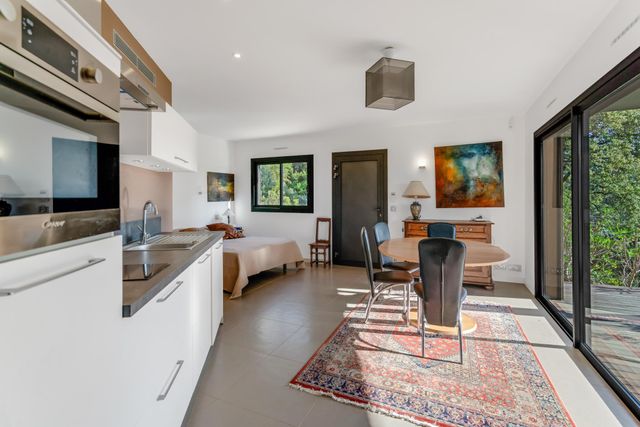 maison à vendre - 10 pièces - 330.0 m2 - LA CROIX VALMER - 83 - PROVENCE-ALPES-COTE-D-AZUR - Century 21 Bianchi Transactions