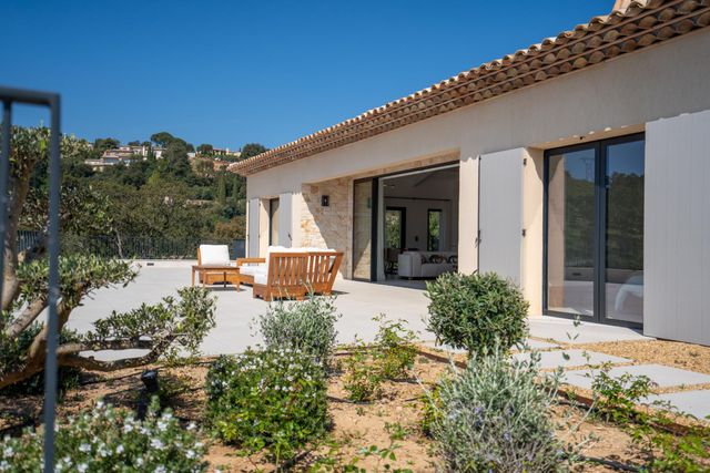 maison à vendre - 7 pièces - 320.0 m2 - GRIMAUD - 83 - PROVENCE-ALPES-COTE-D-AZUR - Century 21 Bianchi Transactions