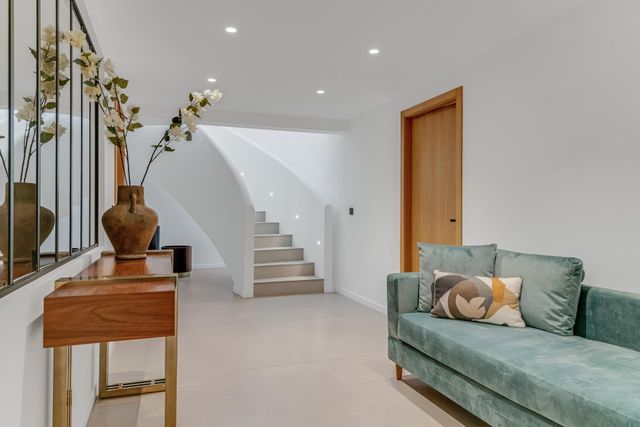 maison à vendre - 7 pièces - 320.0 m2 - GRIMAUD - 83 - PROVENCE-ALPES-COTE-D-AZUR - Century 21 Bianchi Transactions