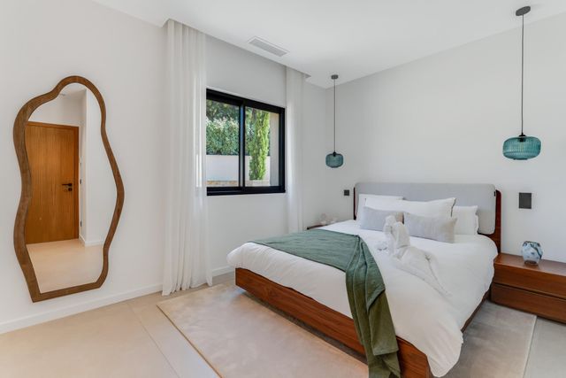 maison à vendre - 7 pièces - 320.0 m2 - GRIMAUD - 83 - PROVENCE-ALPES-COTE-D-AZUR - Century 21 Bianchi Transactions