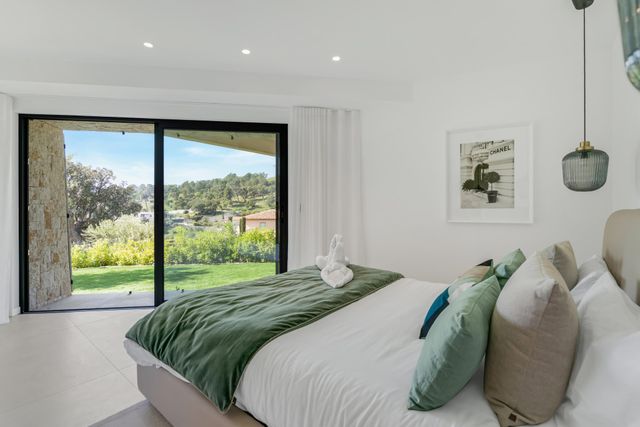 maison à vendre - 7 pièces - 320.0 m2 - GRIMAUD - 83 - PROVENCE-ALPES-COTE-D-AZUR - Century 21 Bianchi Transactions