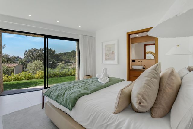 maison à vendre - 7 pièces - 320.0 m2 - GRIMAUD - 83 - PROVENCE-ALPES-COTE-D-AZUR - Century 21 Bianchi Transactions