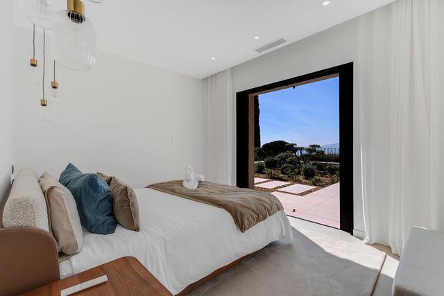 maison à vendre - 7 pièces - 320.0 m2 - GRIMAUD - 83 - PROVENCE-ALPES-COTE-D-AZUR - Century 21 Bianchi Transactions