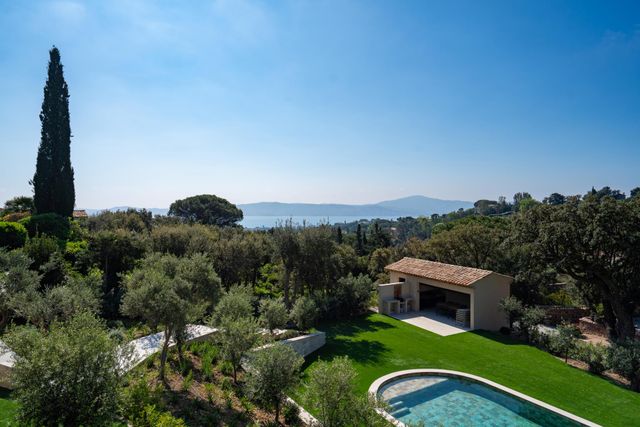 maison à vendre - 7 pièces - 320.0 m2 - GRIMAUD - 83 - PROVENCE-ALPES-COTE-D-AZUR - Century 21 Bianchi Transactions