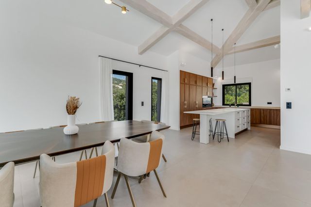 maison à vendre - 7 pièces - 320.0 m2 - GRIMAUD - 83 - PROVENCE-ALPES-COTE-D-AZUR - Century 21 Bianchi Transactions