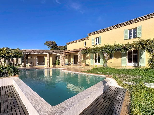 maison à vendre - 6 pièces - 200.0 m2 - CAVALAIRE SUR MER - 83 - PROVENCE-ALPES-COTE-D-AZUR - Century 21 Bianchi Transactions