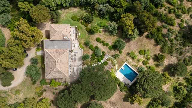 maison à vendre - 7 pièces - 300.0 m2 - LA CROIX VALMER - 83 - PROVENCE-ALPES-COTE-D-AZUR - Century 21 Bianchi Transactions
