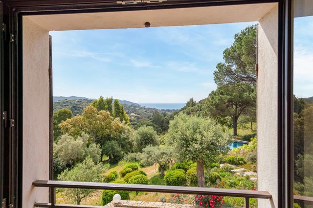 maison à vendre - 7 pièces - 300.0 m2 - LA CROIX VALMER - 83 - PROVENCE-ALPES-COTE-D-AZUR - Century 21 Bianchi Transactions