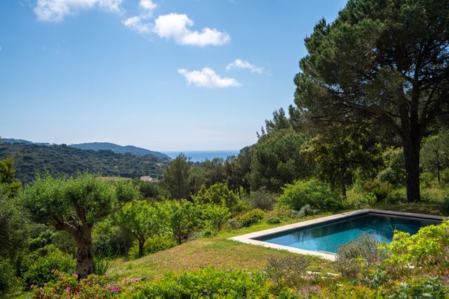 maison à vendre - 7 pièces - 300.0 m2 - LA CROIX VALMER - 83 - PROVENCE-ALPES-COTE-D-AZUR - Century 21 Bianchi Transactions
