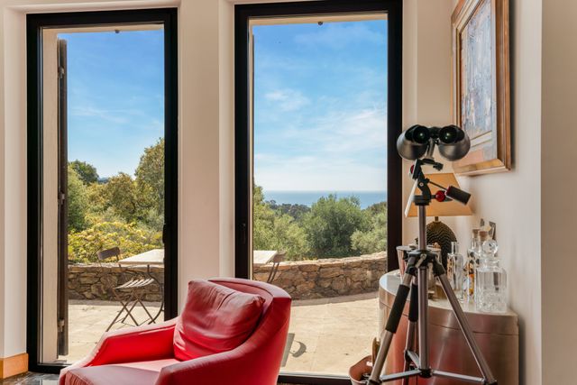 maison à vendre - 7 pièces - 300.0 m2 - LA CROIX VALMER - 83 - PROVENCE-ALPES-COTE-D-AZUR - Century 21 Bianchi Transactions