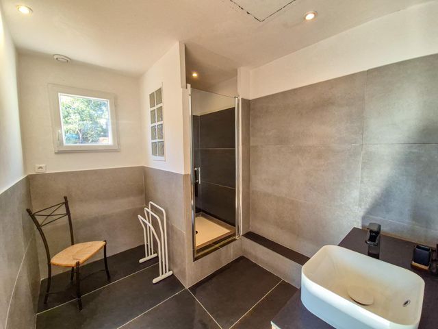 maison à vendre - 11 pièces - 224.0 m2 - LA CROIX VALMER - 83 - PROVENCE-ALPES-COTE-D-AZUR - Century 21 Bianchi Transactions