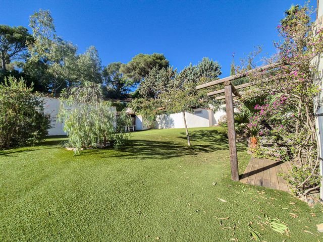 maison à vendre - 11 pièces - 224.0 m2 - LA CROIX VALMER - 83 - PROVENCE-ALPES-COTE-D-AZUR - Century 21 Bianchi Transactions