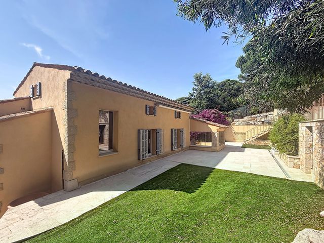 maison à vendre - 6 pièces - 160.0 m2 - LA CROIX VALMER - 83 - PROVENCE-ALPES-COTE-D-AZUR - Century 21 Bianchi Transactions