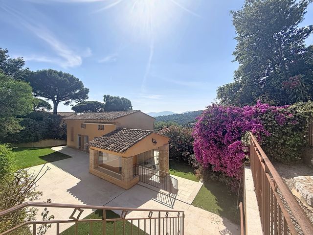 maison à vendre - 6 pièces - 160.0 m2 - LA CROIX VALMER - 83 - PROVENCE-ALPES-COTE-D-AZUR - Century 21 Bianchi Transactions