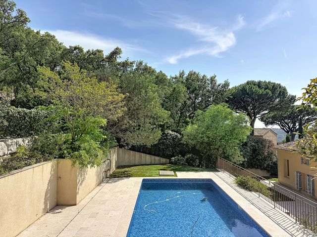 maison à vendre - 6 pièces - 160.0 m2 - LA CROIX VALMER - 83 - PROVENCE-ALPES-COTE-D-AZUR - Century 21 Bianchi Transactions