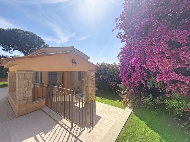 maison à vendre - 6 pièces - 160.0 m2 - LA CROIX VALMER - 83 - PROVENCE-ALPES-COTE-D-AZUR - Century 21 Bianchi Transactions