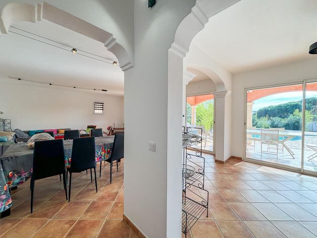maison à vendre - 6 pièces - 151.0 m2 - CAVALAIRE SUR MER - 83 - PROVENCE-ALPES-COTE-D-AZUR - Century 21 Bianchi Transactions
