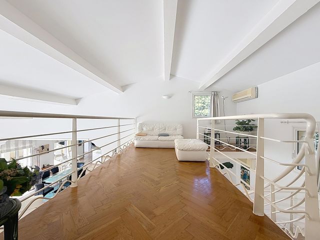maison à vendre - 6 pièces - 350.0 m2 - CAVALAIRE SUR MER - 83 - PROVENCE-ALPES-COTE-D-AZUR - Century 21 Bianchi Transactions