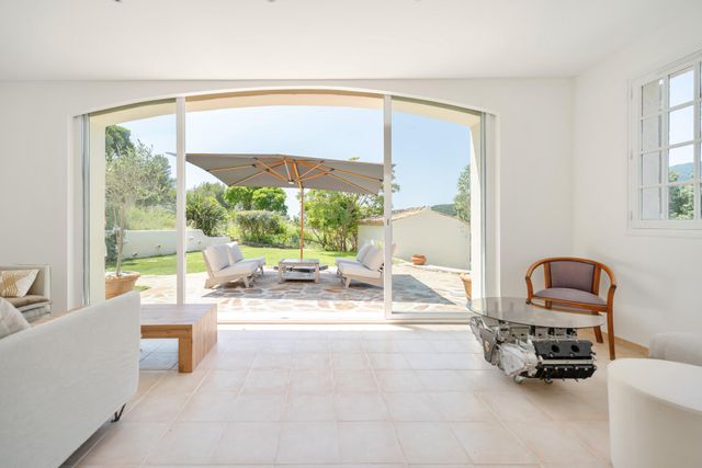 maison à vendre - 8 pièces - 225.0 m2 - LA CROIX VALMER - 83 - PROVENCE-ALPES-COTE-D-AZUR - Century 21 Bianchi Transactions