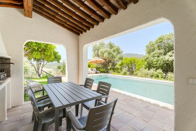 maison à vendre - 8 pièces - 225.0 m2 - LA CROIX VALMER - 83 - PROVENCE-ALPES-COTE-D-AZUR - Century 21 Bianchi Transactions